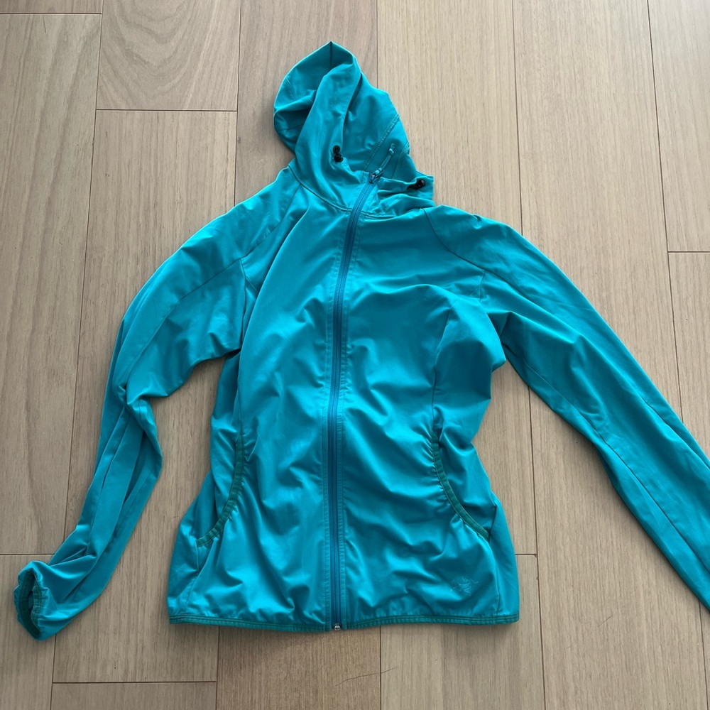 Arcteryx sweatshirt